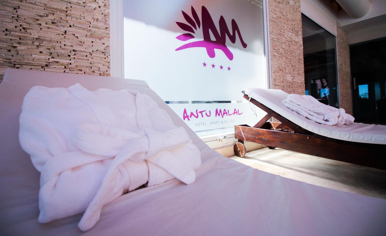 Antu Malal Hotel Plaza Huincul Esterno foto